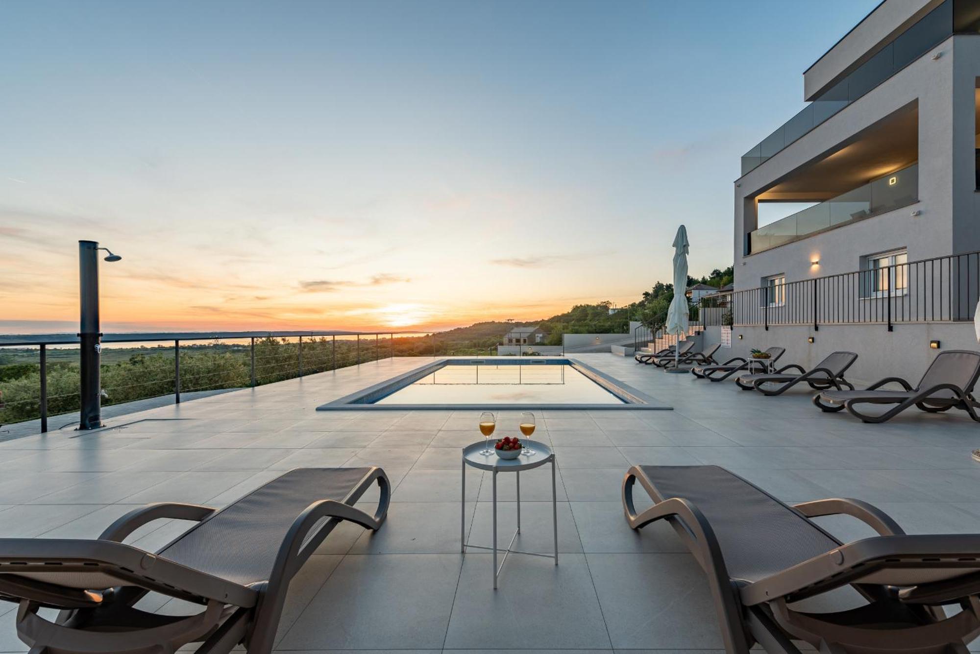 Villa Suton Zadarvillas Podvrsje Exterior foto